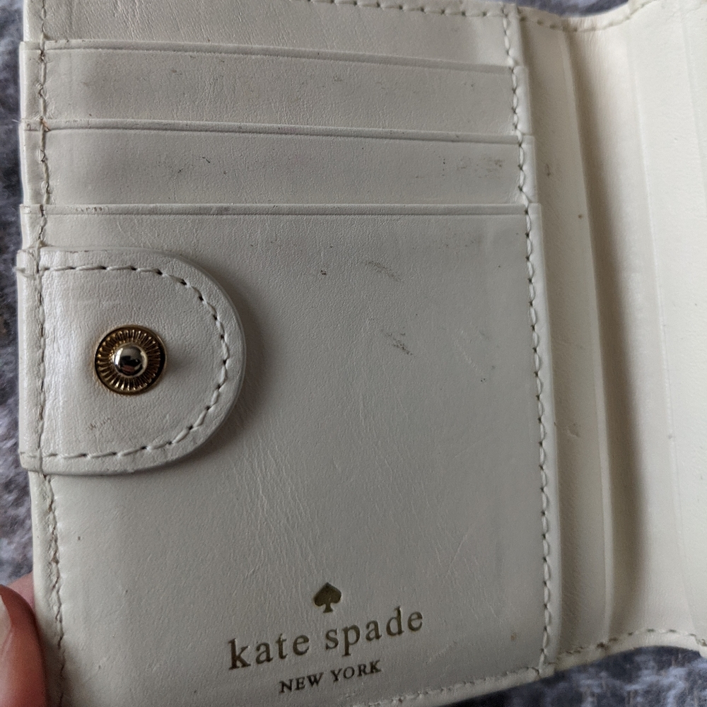 Kate Spade small wallet - Picture 2 of 6